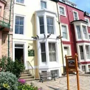 Pinewood House Guest house
